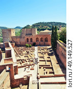 The Alcazaba fortress, the Alhambra in Granada, Andalucia, Spain. Стоковое фото, агентство Ingram Publishing / Фотобанк Лори