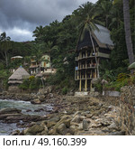View of buildings in a small coastal village, Yelapa, Jalisco, Mexico. Стоковое фото, агентство Ingram Publishing / Фотобанк Лори