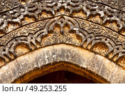 olddoor in morocco  africa ancien and wall ornate brown  . Стоковое фото, агентство Ingram Publishing / Фотобанк Лори