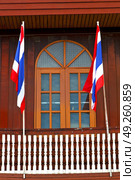 temple   in  bangkok thailand incision red venetian blind and terrace. Стоковое фото, агентство Ingram Publishing / Фотобанк Лори