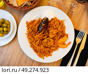 Pasta with seafood contains tiger prawns, shell mussels, spices and chicken fillet. Стоковое фото, фотограф Яков Филимонов / Фотобанк Лори