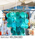 full in market old table shell and sealife in sale. Стоковое фото, агентство Ingram Publishing / Фотобанк Лори