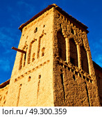 africa  in histoycal maroc  old construction  and the blue cloudy  sky. Стоковое фото, агентство Ingram Publishing / Фотобанк Лори