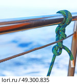 rope    and metal  in the blue say ocean mediterranean sea. Стоковое фото, агентство Ingram Publishing / Фотобанк Лори