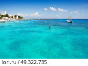 Puerto Morelos beach in Mayan Riviera Maya of Mexico. Стоковое фото, агентство Ingram Publishing / Фотобанк Лори
