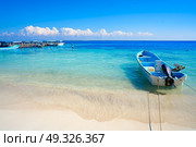Puerto Morelos beach in Mayan Riviera Maya of Mexico. Стоковое фото, агентство Ingram Publishing / Фотобанк Лори