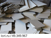 Cartoon paper ream from Cutting guillotine. Cartoon paper ream from Cutting guillotine Shears machine in a printing factory. Стоковое фото, агентство Ingram Publishing / Фотобанк Лори