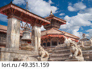 Temples of Durbar Square in Bhaktapur, Kathmandu valey, Nepal..  Durbar Square in Bhaktapur. Стоковое фото, агентство Ingram Publishing / Фотобанк Лори