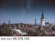 starry night sky over Tallinn. Estonia. Стоковое фото, агентство Ingram Publishing / Фотобанк Лори