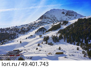 Grau Roig ski resort in Andorra at Grandvalira sector Pyreenees. Стоковое фото, агентство Ingram Publishing / Фотобанк Лори
