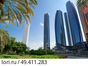 Park in Abu Dhabi city at sunny day. Стоковое фото, агентство Ingram Publishing / Фотобанк Лори