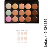 make-up concealer palette around white. Стоковое фото, агентство Ingram Publishing / Фотобанк Лори