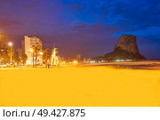 Arenal Bol beach in Calpe sunset also Calp in Alicante of spain at Costa Blanca Arenal-Bol. Стоковое фото, агентство Ingram Publishing / Фотобанк Лори