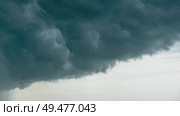 Time lapse video capturing dynamic movement of dark storm clouds and rain in the sky. Стоковое видео, видеограф Мария Зубарева / Фотобанк Лори