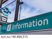 London DLR Information Sign, Public Transport Guidance. London, UK, 14 April 2024. Редакционное фото, фотограф Zydrius Tartenis / Фотобанк Лори