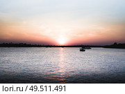 Boat Tour on Zambezi river. Стоковое фото, агентство Ingram Publishing / Фотобанк Лори