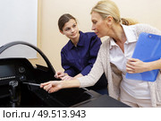 portrait of female glider mechanic. Стоковое фото, агентство Ingram Publishing / Фотобанк Лори