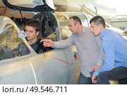 people inside a fighter jet. Стоковое фото, агентство Ingram Publishing / Фотобанк Лори