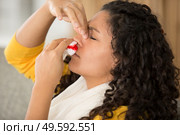 young woman with a bloody nose. Стоковое фото, агентство Ingram Publishing / Фотобанк Лори
