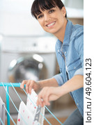 concept of household chores and housekeeping. Стоковое фото, агентство Ingram Publishing / Фотобанк Лори