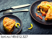 Mexican pie with smoked sausage and chicken. Meat pie.. Sausage and chicken pie. Стоковое фото, агентство Ingram Publishing / Фотобанк Лори