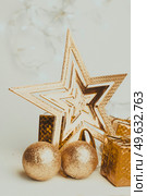Christmas star over a simply background. Стоковое фото, агентство Ingram Publishing / Фотобанк Лори