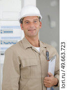portrait worker in a factory. Стоковое фото, агентство Ingram Publishing / Фотобанк Лори