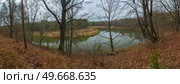 river flows in the forest late autumn. Стоковое фото, агентство Ingram Publishing / Фотобанк Лори