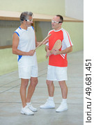 team of pala players during discussion. Стоковое фото, агентство Ingram Publishing / Фотобанк Лори
