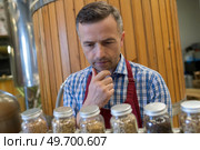 flavoring in the glass. Стоковое фото, агентство Ingram Publishing / Фотобанк Лори