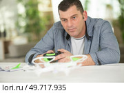 drone technician doing a test. Стоковое фото, агентство Ingram Publishing / Фотобанк Лори