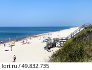 Sandy beach on Curonian Split , Morskoe villlage , Russia, (2024 год). Редакционное фото, фотограф Татьяна Кахилл / Фотобанк Лори