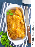 Fried fish in a batter. Стоковое фото, агентство Ingram Publishing / Фотобанк Лори