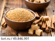 Sugar and cinnamon. Стоковое фото, агентство Ingram Publishing / Фотобанк Лори