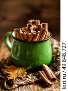 Cinnamon sticks. Стоковое фото, агентство Ingram Publishing / Фотобанк Лори