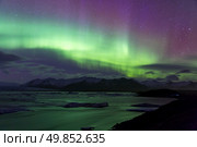 The Northern Light Aurora borealis at Jokulsarlon Glacier Lagoon Iceland. Стоковое фото, агентство Ingram Publishing / Фотобанк Лори