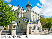 Старообрядческая церковь Покрова Пресвятой Богородицы Остоженской общины. Турчанинов переулок, дом 4, стр. 1. Москва. Россия. Редакционное фото, фотограф E. O. / Фотобанк Лори
