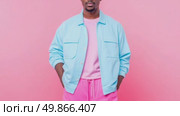 Man in Pastel Attire. Стоковое AI-видео, аниматор Данила Большаков / Фотобанк Лори