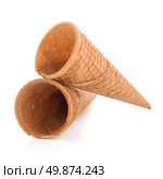 Wafer cones on white background. Стоковое фото, агентство Ingram Publishing / Фотобанк Лори