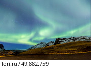 Northern Light Aurora borealis at Vik Iceland. Стоковое фото, агентство Ingram Publishing / Фотобанк Лори