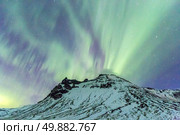 Northern Light Aurora borealis at Vik Iceland. Стоковое фото, агентство Ingram Publishing / Фотобанк Лори
