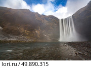 skogafoss waterfall on the South of Iceland. Стоковое фото, агентство Ingram Publishing / Фотобанк Лори