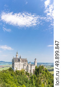 Beautiful summer view of the Neuschwanstein castle at Fussen Bavaria, Germany. Стоковое фото, агентство Ingram Publishing / Фотобанк Лори