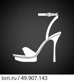 Woman high heel sandal icon. Black background with white. Vector illustration. Стоковая иллюстрация, агентство Ingram Publishing / Фотобанк Лори