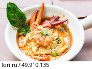 Lobster Tom yum spicy rice noodles. Стоковое фото, агентство Ingram Publishing / Фотобанк Лори