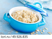 Oatmeal, oats porridge, healthy food. Стоковое фото, агентство Ingram Publishing / Фотобанк Лори