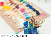 Colorful embroidery thread. Стоковое фото, агентство Ingram Publishing / Фотобанк Лори