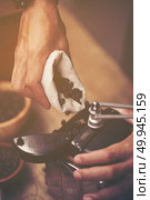coffee dripping process, vintage filter image. Стоковое фото, агентство Ingram Publishing / Фотобанк Лори
