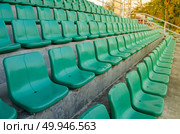 Temporary green color grand seat. Стоковое фото, агентство Ingram Publishing / Фотобанк Лори
