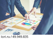 Banking business or financial analyst desktop accounting charts, indicates in the graphics. Стоковое фото, агентство Ingram Publishing / Фотобанк Лори
